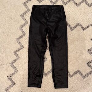 lululemon athletica Black shiny 7/8 Leggings NWOT never worn